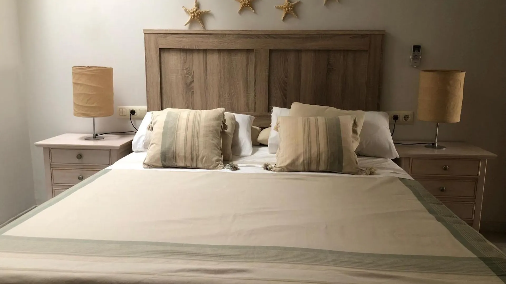 タリファCasa De La Luzアパートメント アパート タリファ